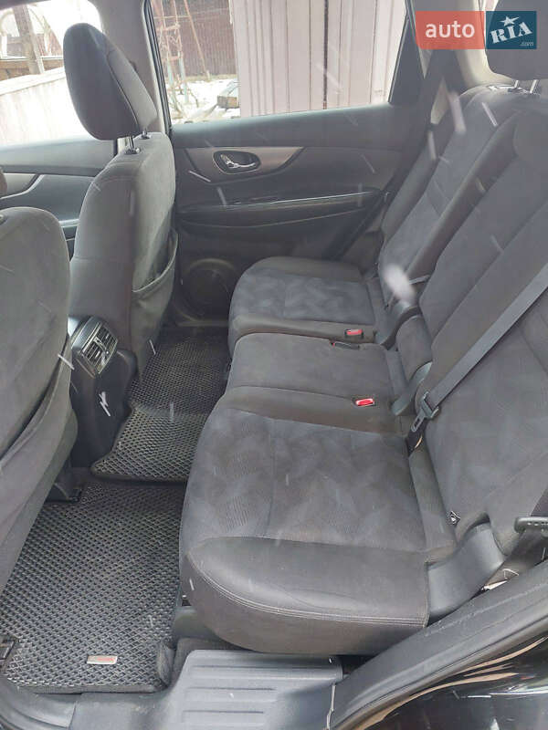 Позашляховик / Кросовер Nissan Rogue 2015 в Івано-Франківську