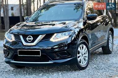 Позашляховик / Кросовер Nissan Rogue 2016 в Києві