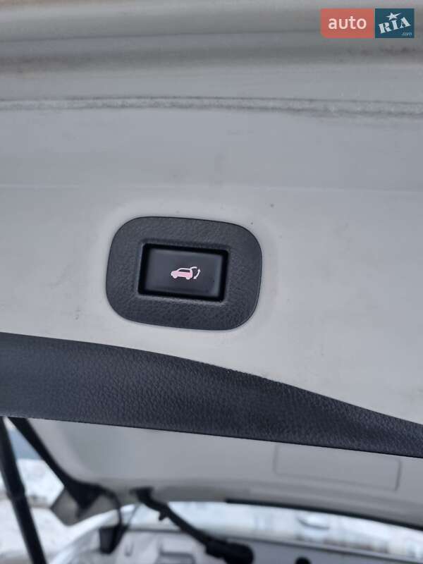 Позашляховик / Кросовер Nissan Rogue 2018 в Сумах