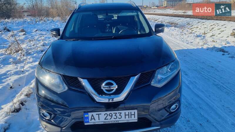 Позашляховик / Кросовер Nissan Rogue 2015 в Івано-Франківську