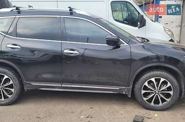 Внедорожник / Кроссовер Nissan Rogue 2019 в 