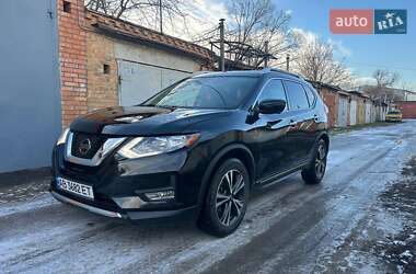 Позашляховик / Кросовер Nissan Rogue 2017 в Вінниці