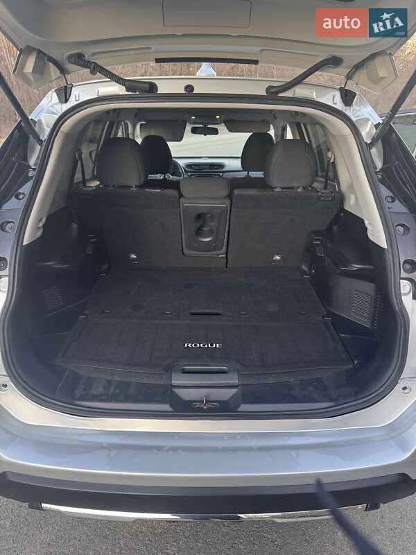 Позашляховик / Кросовер Nissan Rogue 2018 в Києві фото 14 Позашляховик / Кросовер Nissan Rogue 2018 в Києві