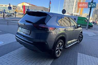 Внедорожник / Кроссовер Nissan Rogue 2021 в 