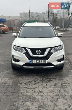 Позашляховик / Кросовер Nissan Rogue 2016 в Полтаві