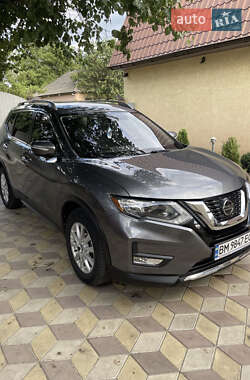 Внедорожник / Кроссовер Nissan Rogue 2019 в 