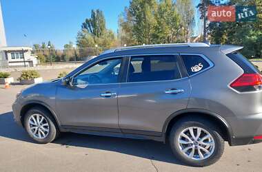 Позашляховик / Кросовер Nissan Rogue 2017 в 