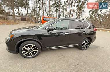 Внедорожник / Кроссовер Nissan Rogue 2019 в Буче