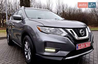 Позашляховик / Кросовер Nissan Rogue 2017 в Вінниці