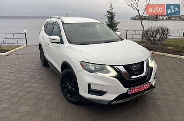 Позашляховик / Кросовер Nissan Rogue 2017 в Миколаєві