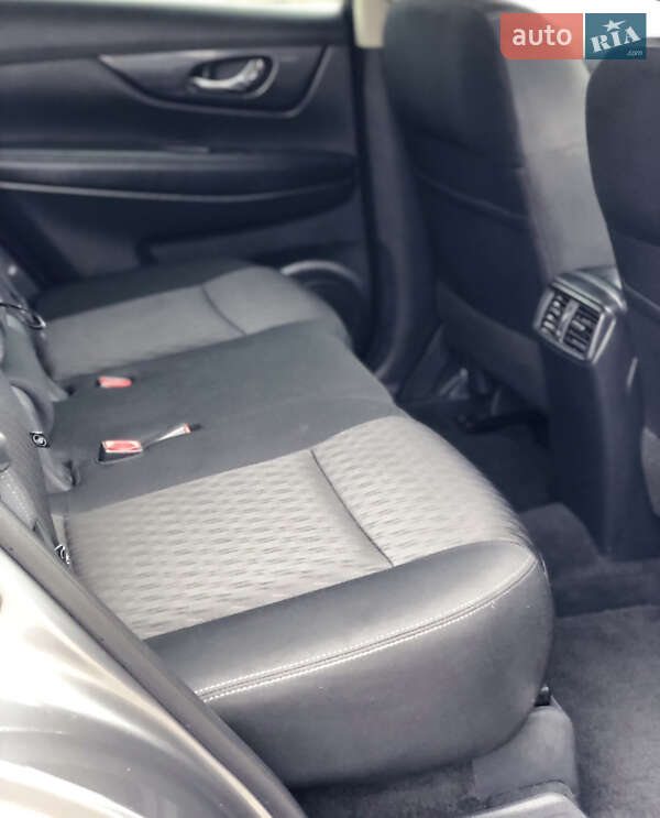 Внедорожник / Кроссовер Nissan Rogue 2019 в Кременчуге