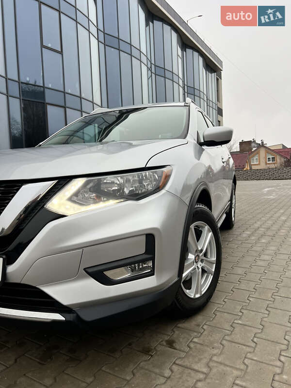 Позашляховик / Кросовер Nissan Rogue 2018 в Рівному фото 2 Позашляховик / Кросовер Nissan Rogue 2018 в Рівному