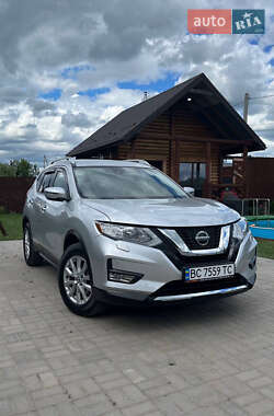 Внедорожник / Кроссовер Nissan Rogue 2018 в Львове