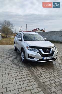 Внедорожник / Кроссовер Nissan Rogue 2017 в Дунаевцах