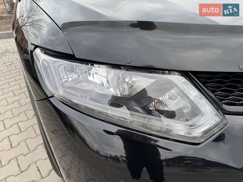 Внедорожник / Кроссовер Nissan Rogue 2015 в Полтаве