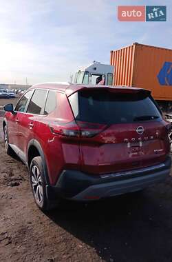 Внедорожник / Кроссовер Nissan Rogue 2022 в 
