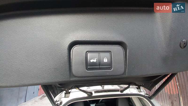 Внедорожник / Кроссовер Nissan Rogue 2021 в Запорожье