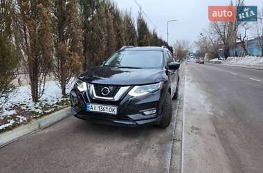 Позашляховик / Кросовер Nissan Rogue 2018 в Києві