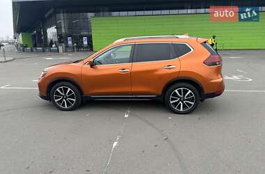 Внедорожник / Кроссовер Nissan Rogue 2019 в Киеве