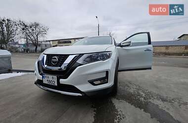 Позашляховик / Кросовер Nissan Rogue 2018 в 