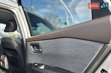 Внедорожник / Кроссовер Nissan Rogue 2020 в 