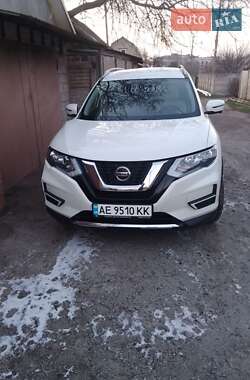 Позашляховик / Кросовер Nissan Rogue 2018 в Кривому Розі