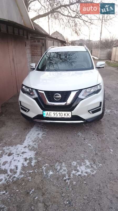 Позашляховик / Кросовер Nissan Rogue 2018 в Кривому Розі