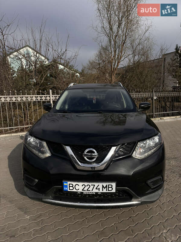 Внедорожник / Кроссовер Nissan Rogue 2016 в Львове