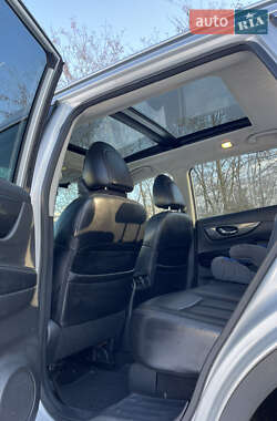 Внедорожник / Кроссовер Nissan Rogue 2014 в 