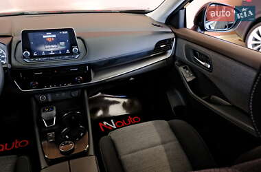 Позашляховик / Кросовер Nissan Rogue 2021 в 