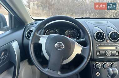 Внедорожник / Кроссовер Nissan Rogue 2014 в Запорожье