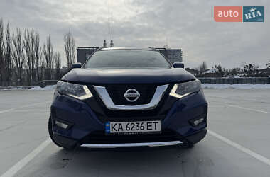 Внедорожник / Кроссовер Nissan Rogue 2016 в Киеве