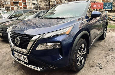 Позашляховик / Кросовер Nissan Rogue 2021 в Києві