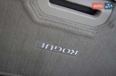 Внедорожник / Кроссовер Nissan Rogue 2015 в Киеве