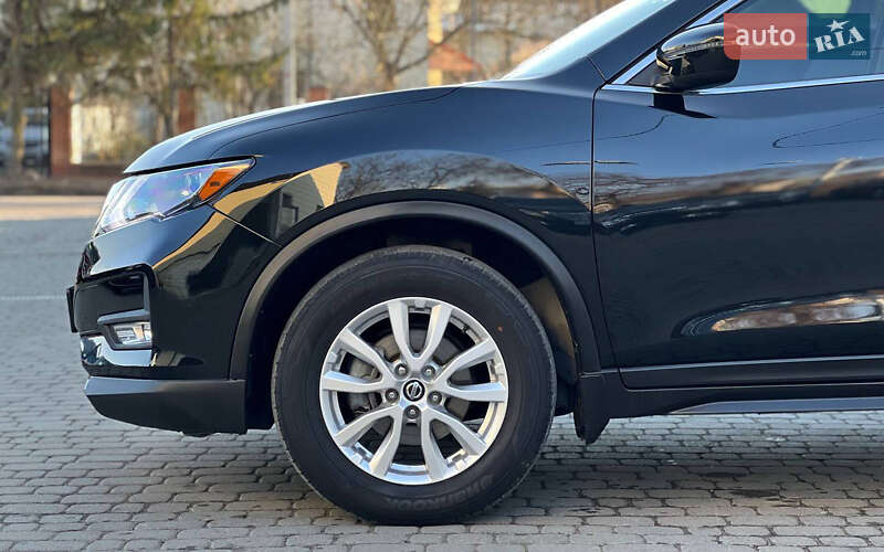 Внедорожник / Кроссовер Nissan Rogue 2020 в Ивано-Франковске