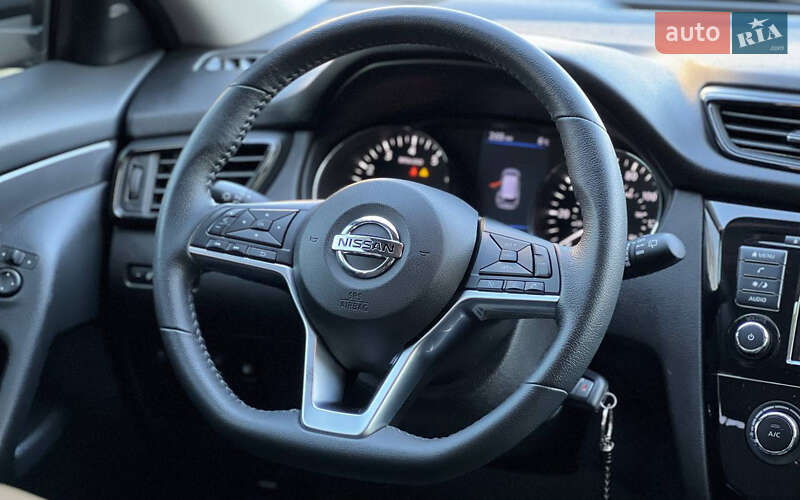 Внедорожник / Кроссовер Nissan Rogue 2020 в Ивано-Франковске