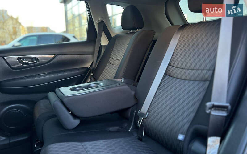 Внедорожник / Кроссовер Nissan Rogue 2020 в Ивано-Франковске