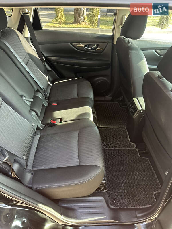 Позашляховик / Кросовер Nissan Rogue 2019 в Маневичах