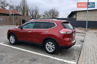 Внедорожник / Кроссовер Nissan Rogue 2015 в 