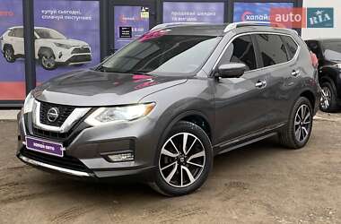 Внедорожник / Кроссовер Nissan Rogue 2019 в 