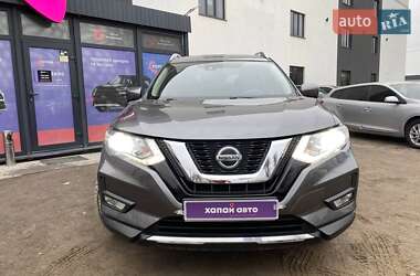 Внедорожник / Кроссовер Nissan Rogue 2019 в 