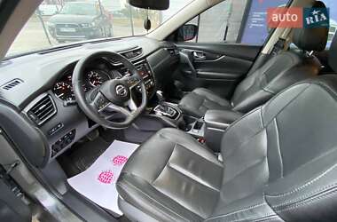 Внедорожник / Кроссовер Nissan Rogue 2019 в 