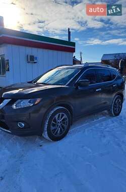 Позашляховик / Кросовер Nissan Rogue 2016 в Гадячі