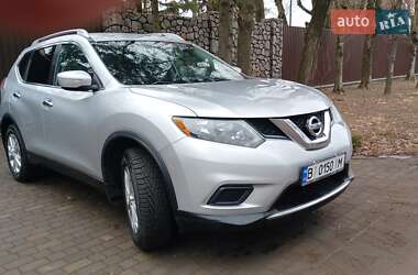 Позашляховик / Кросовер Nissan Rogue 2015 в Лубнах