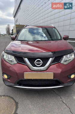 Внедорожник / Кроссовер Nissan Rogue 2016 в Броварах