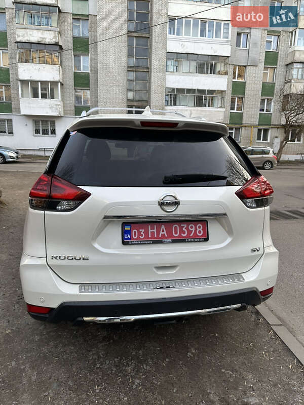 Внедорожник / Кроссовер Nissan Rogue 2020 в Львове