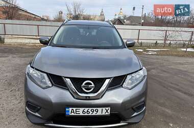 Позашляховик / Кросовер Nissan Rogue 2016 в Охтирці