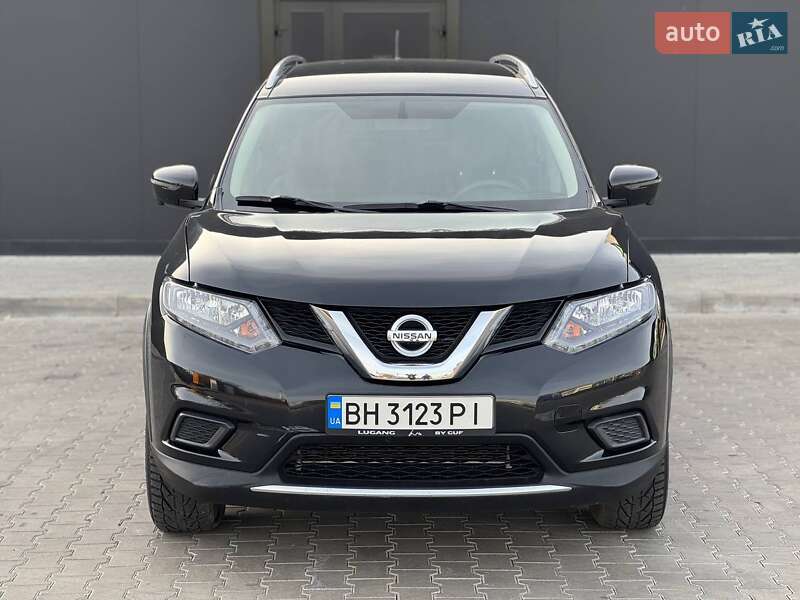 Внедорожник / Кроссовер Nissan Rogue 2016 в Одессе