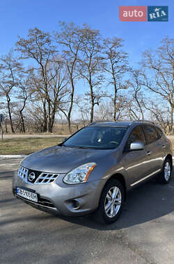 Внедорожник / Кроссовер Nissan Rogue 2012 в Чернигове