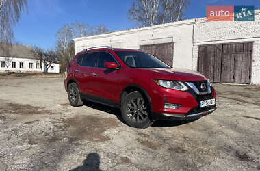 Позашляховик / Кросовер Nissan Rogue 2016 в 